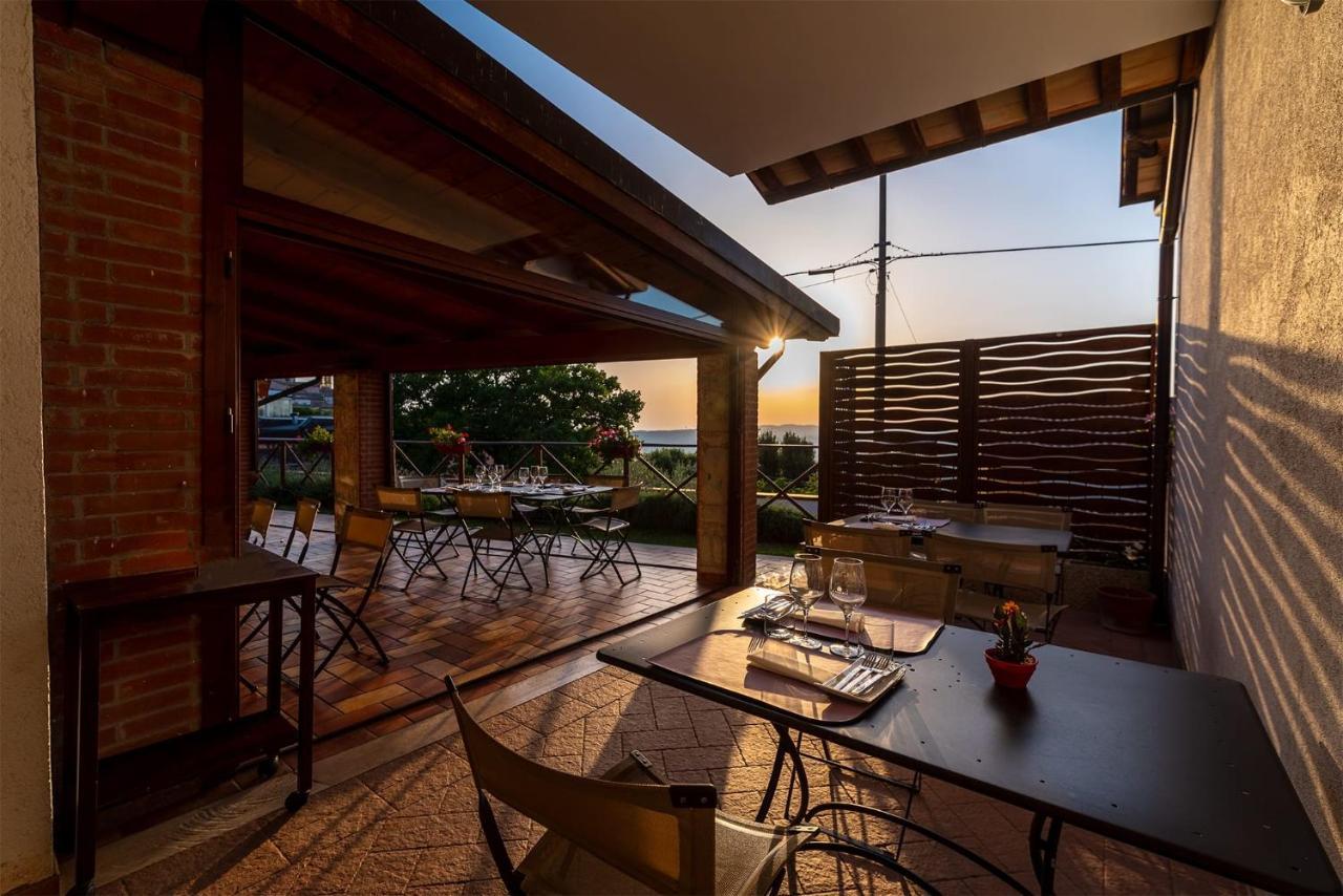 Albergo Ristorante Il Terziere تريفي المظهر الخارجي الصورة